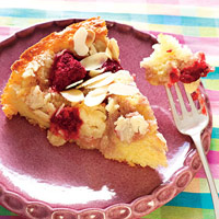 Food and Fitness Friday: Fresh Raspberry-Mousse Almond Crumb Cake.